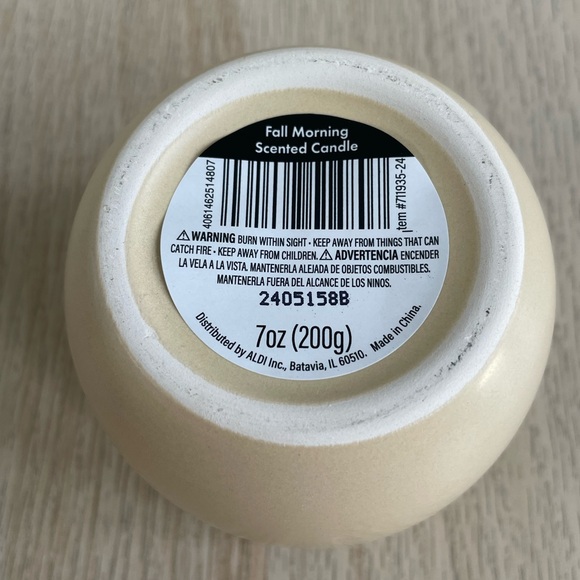 Fall morning Scented Candle • High Intensity • 7 oz - Picture 4 of 6